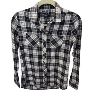 Hot Topic Black White Plaid Skull Lace Back Long Sleeve‎ Button Down Shirt